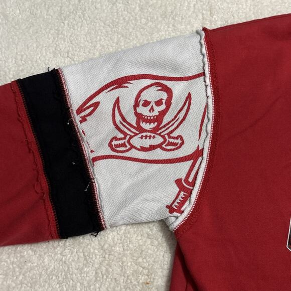 No Huddle NFL Tampa Bay Buccaneers Sweats shirt - Picture 3 of 7
